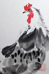 Hahn mit rotem Kamm und schwarz-weißem Gefieder in dynamischem Pinselstil auf weißem Hintergrund.